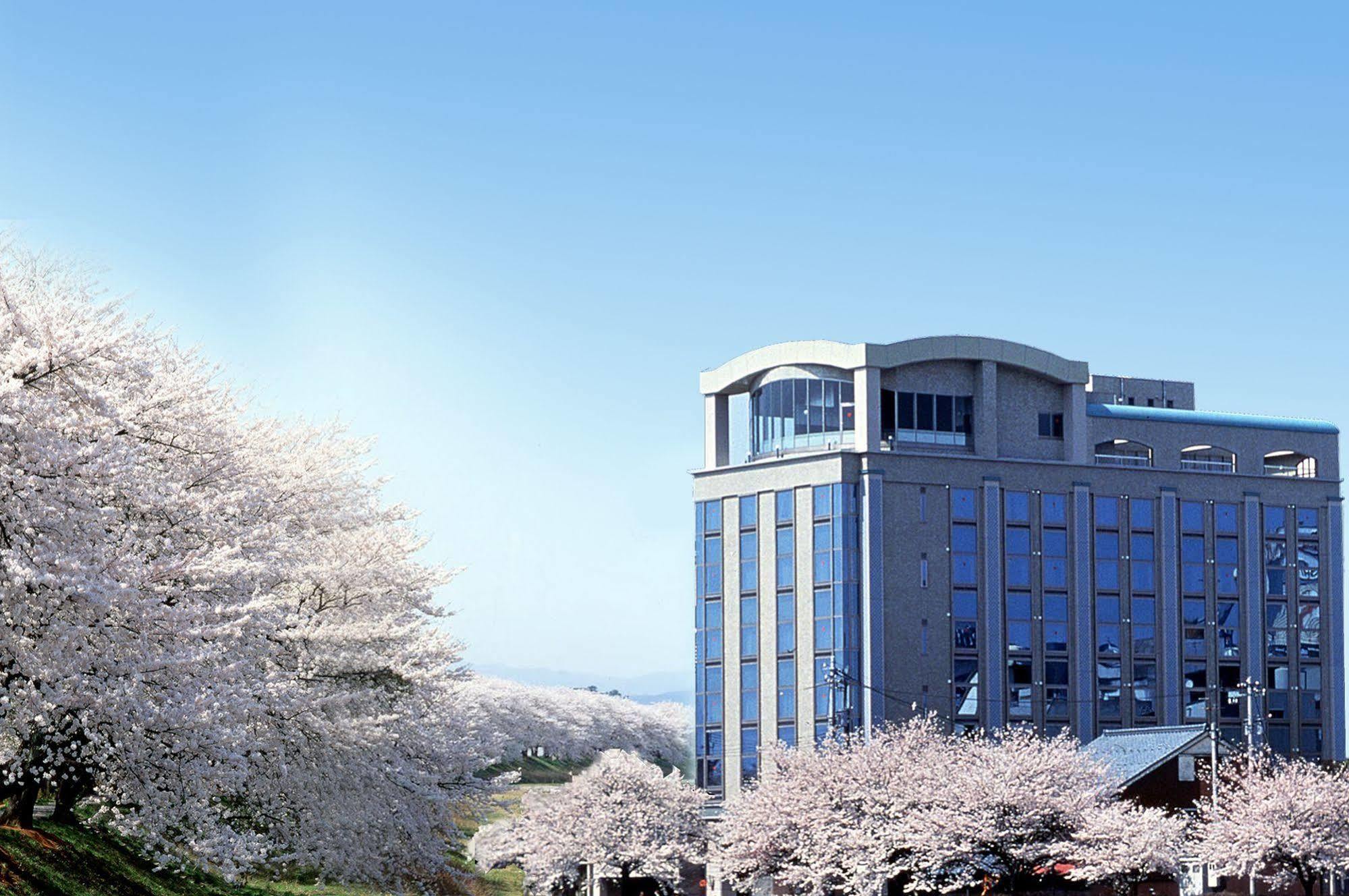 Hotel Riverge Akebono Фукуй Екстер'єр фото